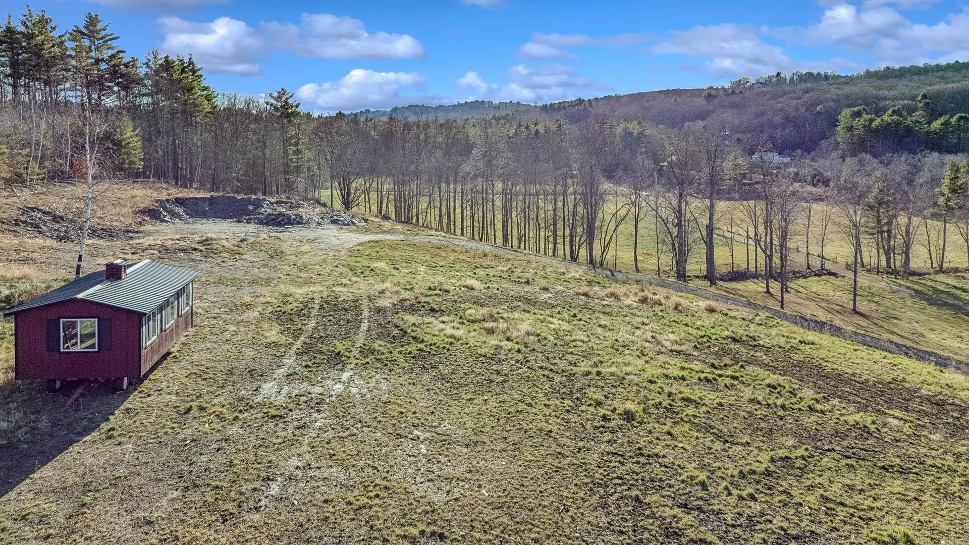 8 Grout Road Hartland VT 05048