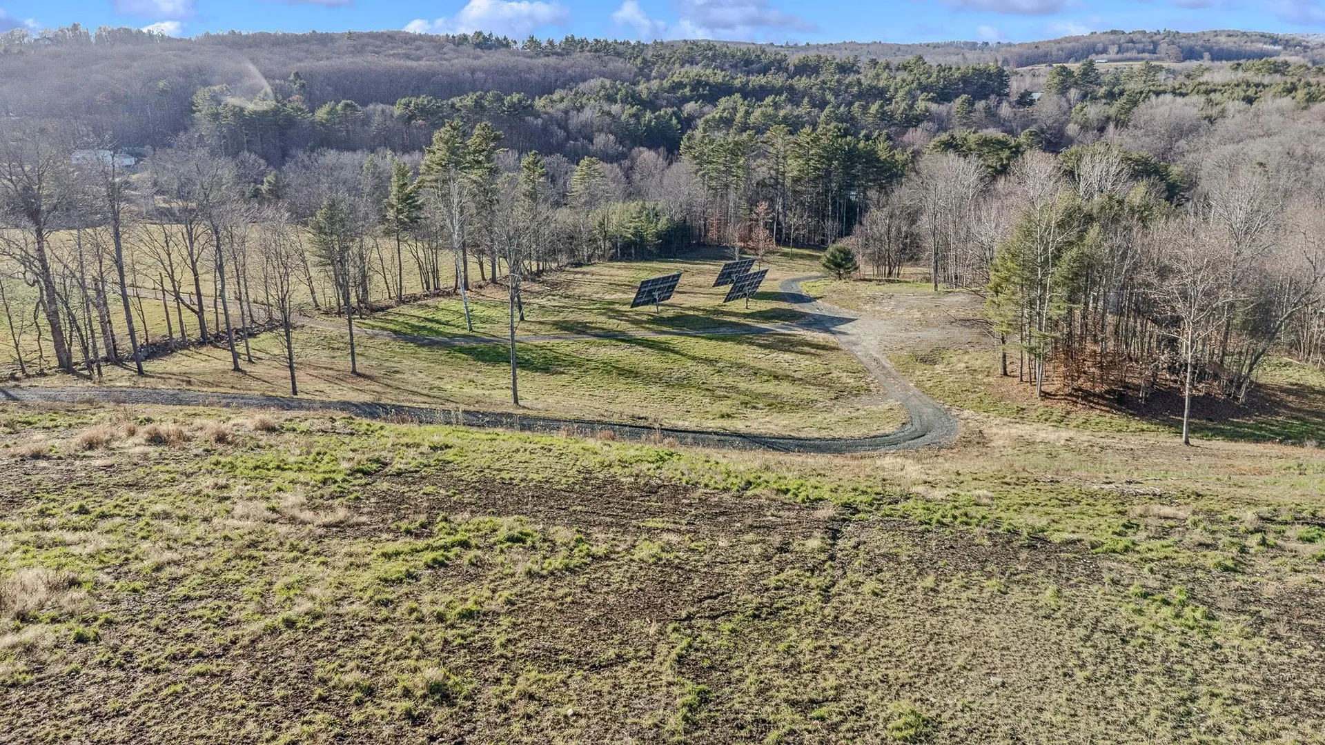 8 Grout Road Hartland VT 05048