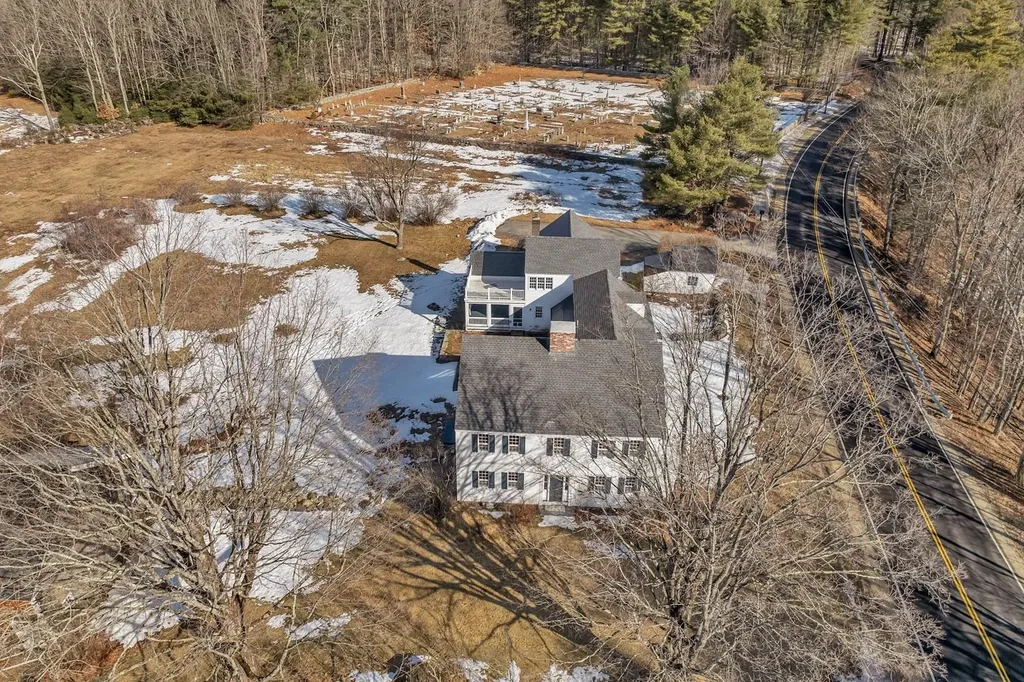 580 Pine Hill Road Wolfeboro NH 03894