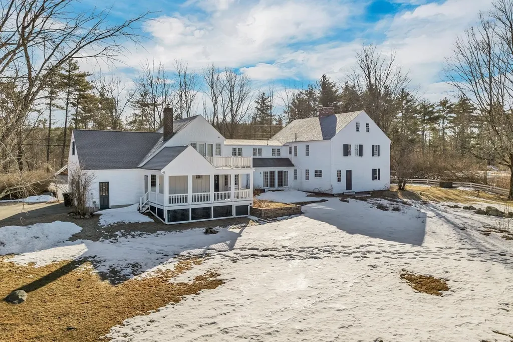 580 Pine Hill Road Wolfeboro NH 03894