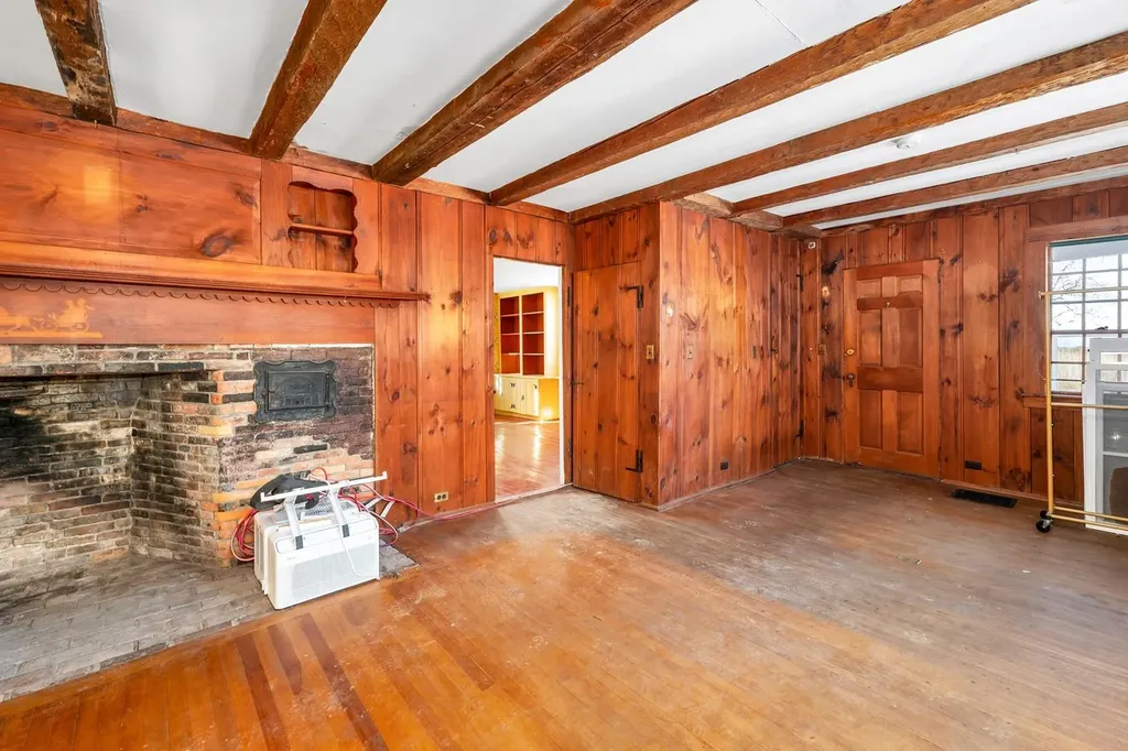 580 Pine Hill Road Wolfeboro NH 03894
