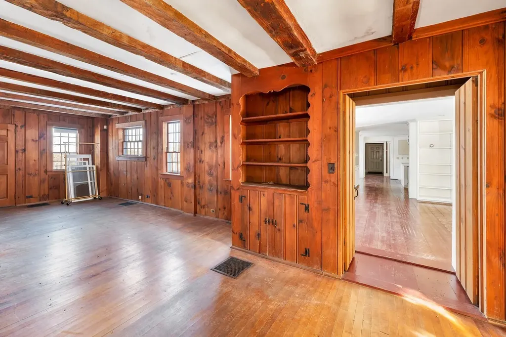 580 Pine Hill Road Wolfeboro NH 03894