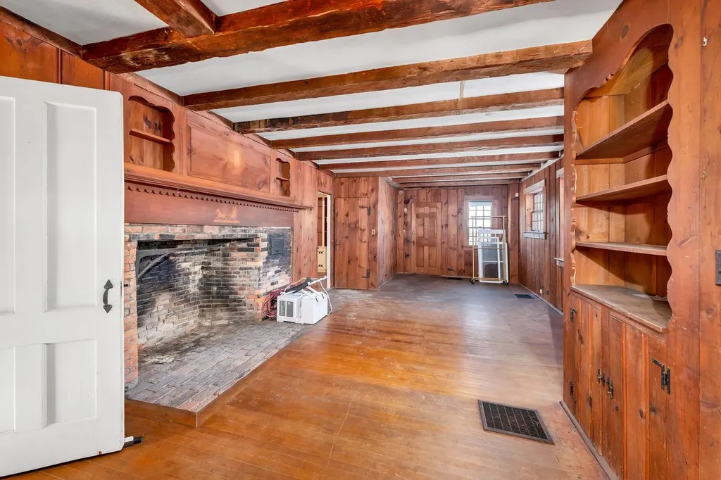 580 Pine Hill Road Wolfeboro NH 03894