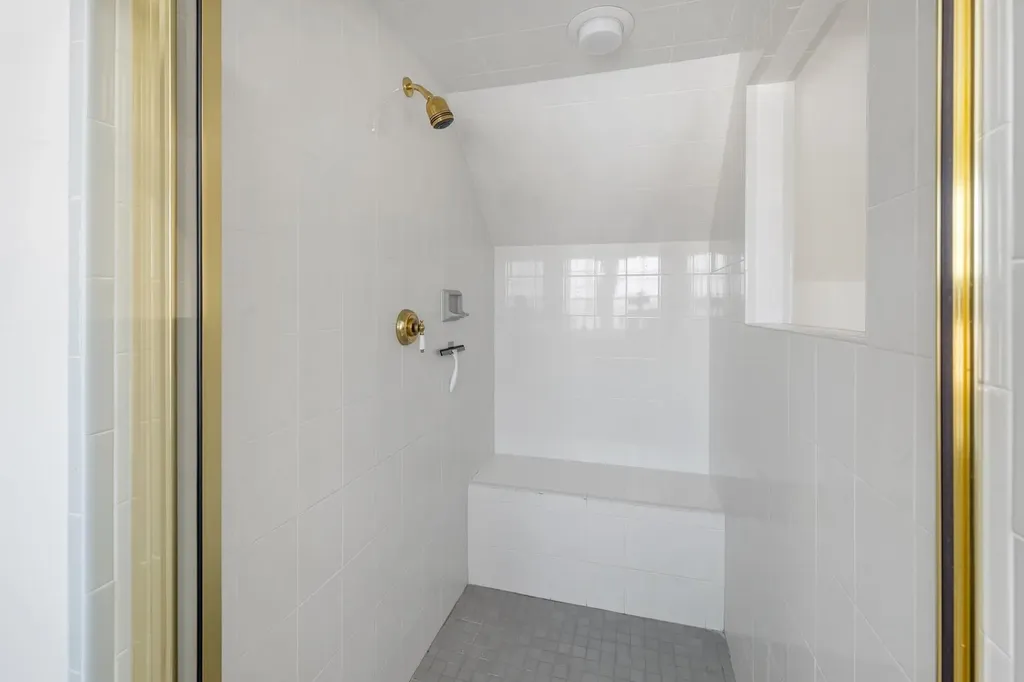 580 Pine Hill Road Wolfeboro NH 03894