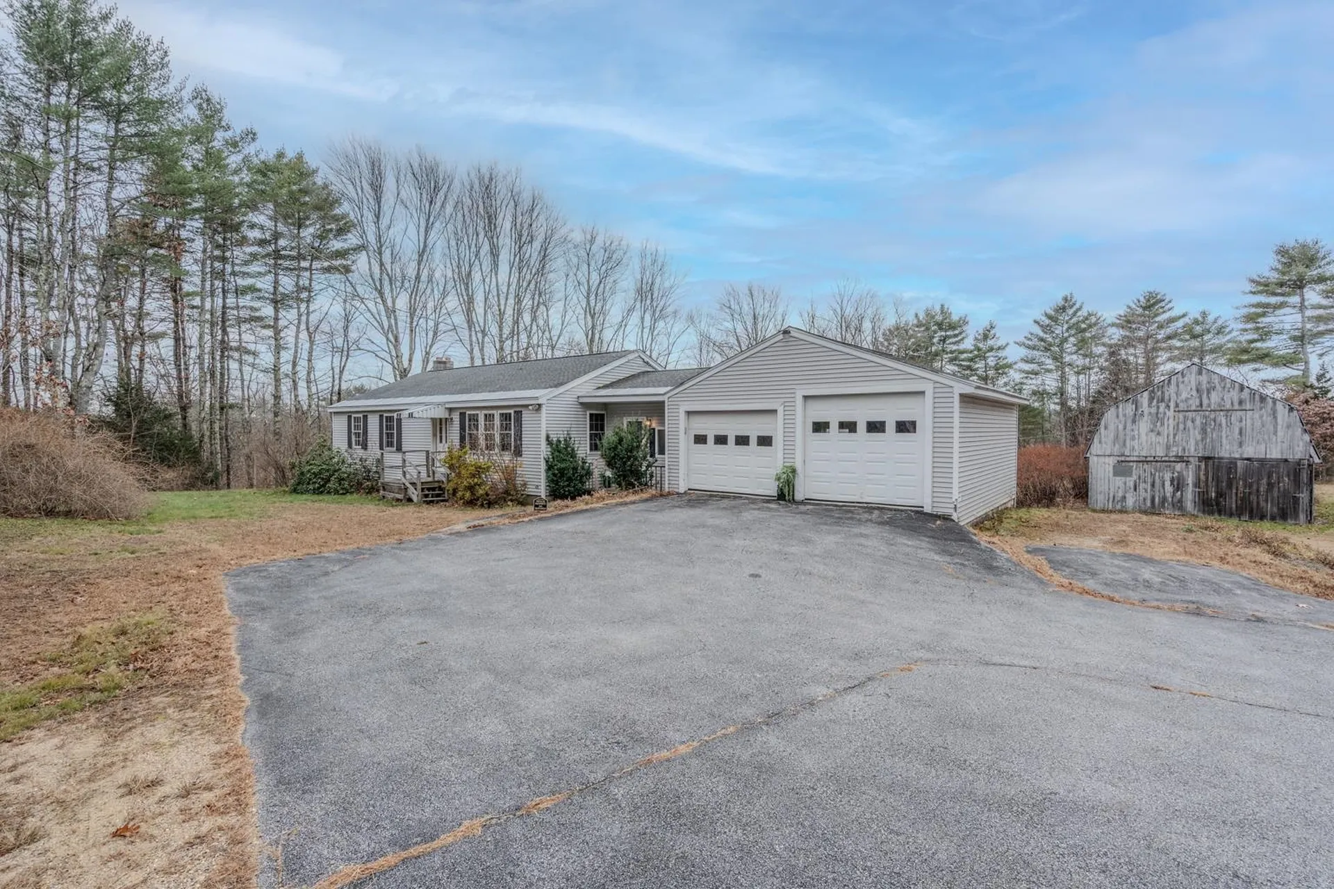 141 Raymond Road Deerfield NH 03037