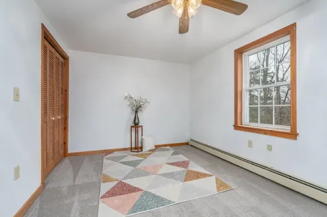 141 Raymond Road Deerfield NH 03037