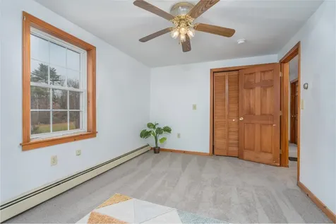 141 Raymond Road Deerfield NH 03037