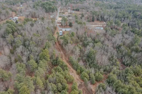 141 Raymond Road Deerfield NH 03037