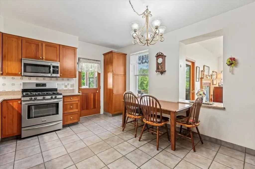 1594 Vt Route 7a Shaftsbury VT 05262