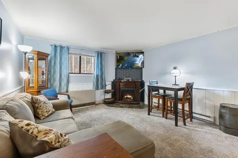 42 Wylie Court Conway NH 03818