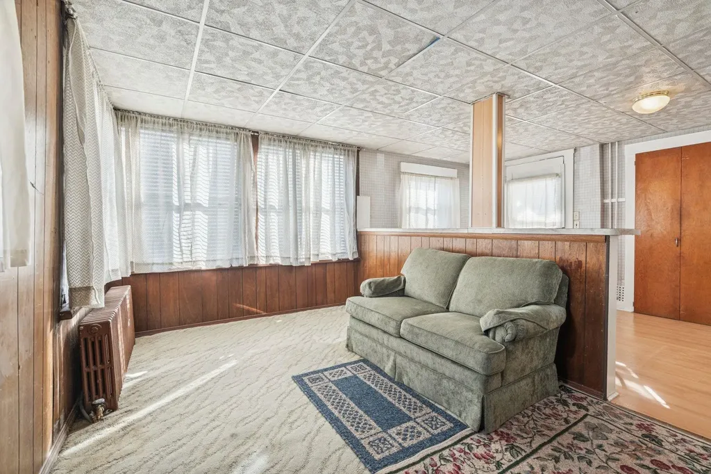 24 Parker Street Laconia NH 03246