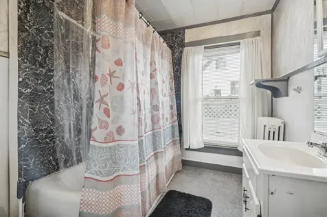 24 Parker Street Laconia NH 03246