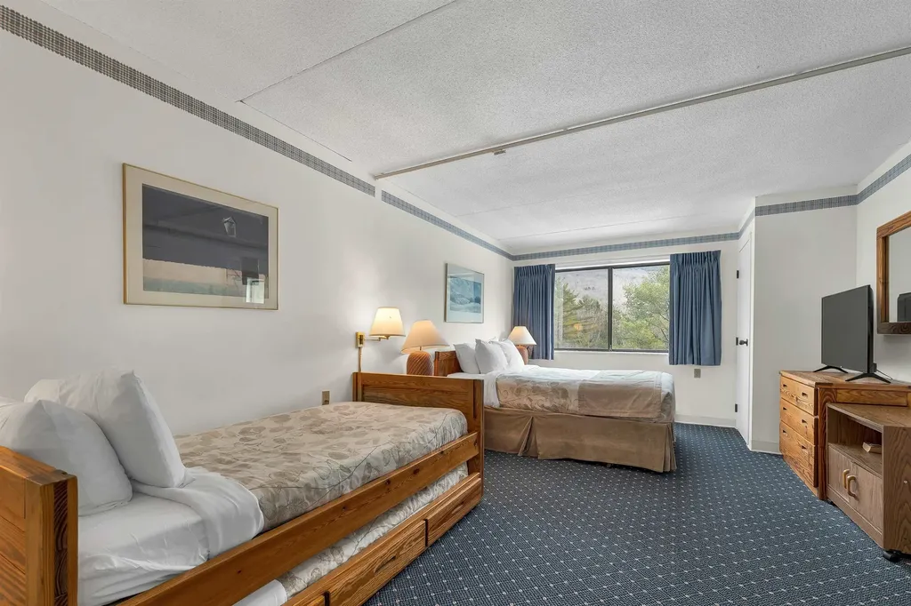 23 Black Bear Road Waterville Valley NH 03215