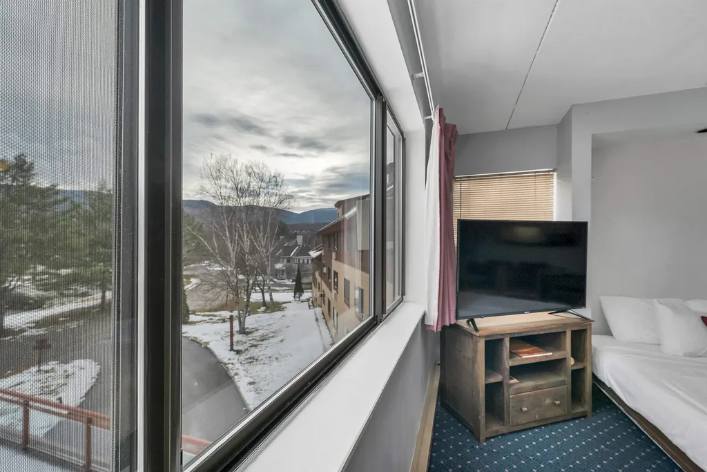 23 Black Bear Road Waterville Valley NH 03215