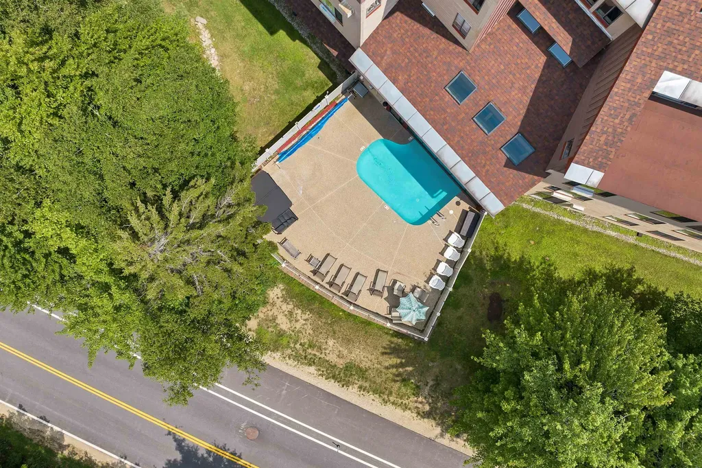 23 Black Bear Road Waterville Valley NH 03215