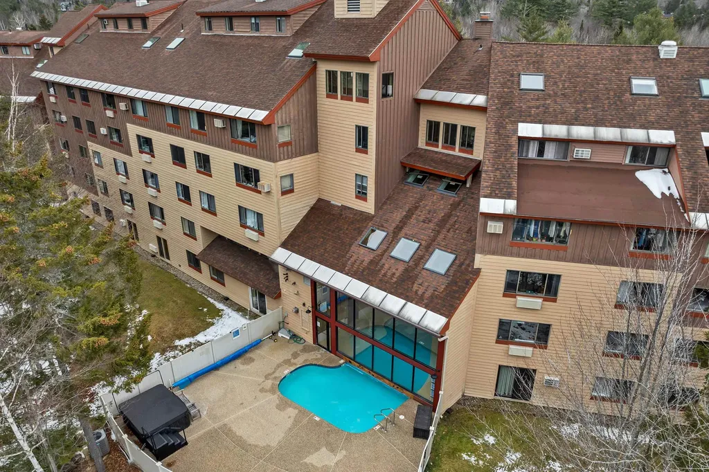 23 Black Bear Road Waterville Valley NH 03215