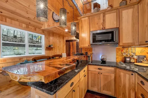 1 Sanctuary Lane Meredith NH 03253