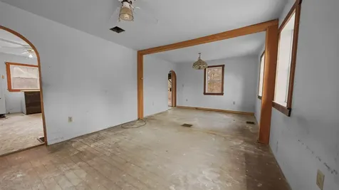 105 Clement Hill Road Hopkinton NH 03229