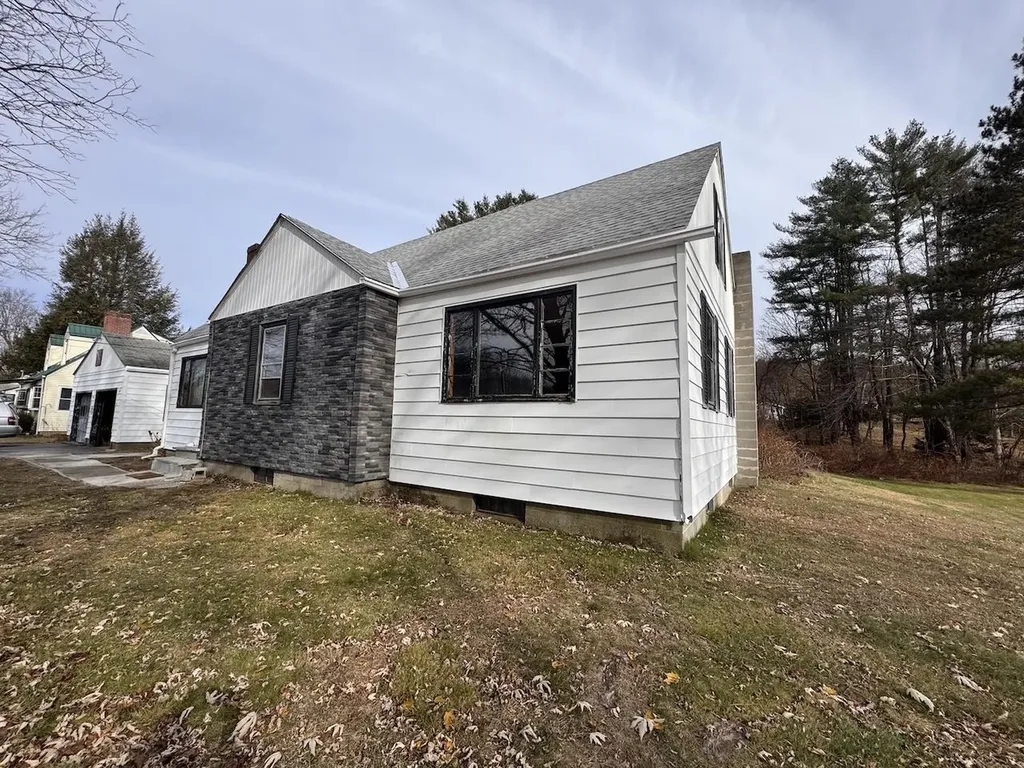 814 Brattleboro Road Hinsdale NH 03451
