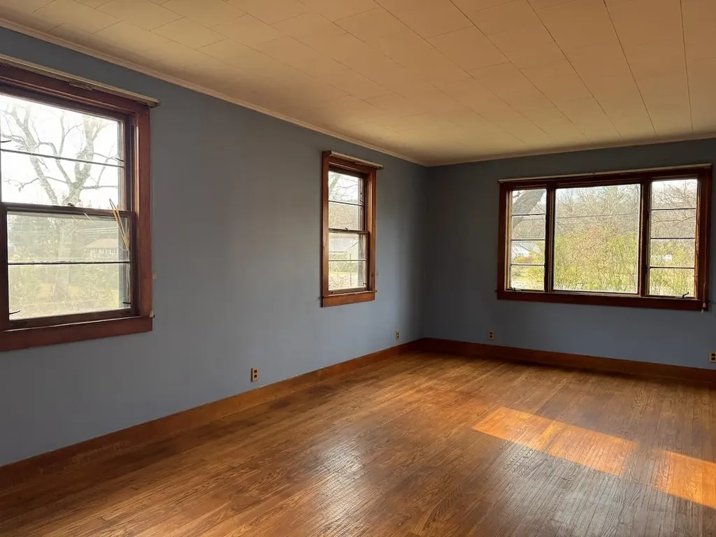 814 Brattleboro Road Hinsdale NH 03451