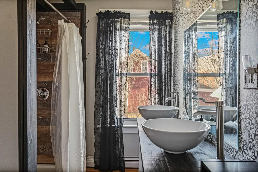 7137 Us Route 4 Bridgewater VT 05034