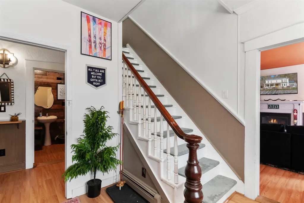 7137 Us Route 4 Bridgewater VT 05034