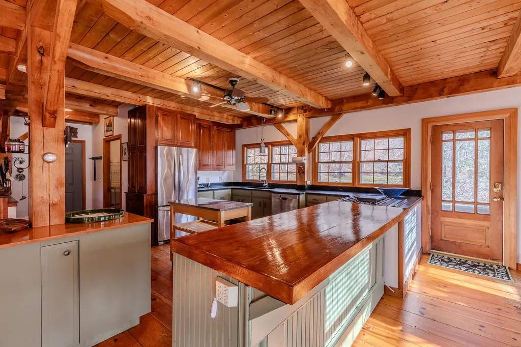 1098 West Sandgate Road Sandgate VT 05250