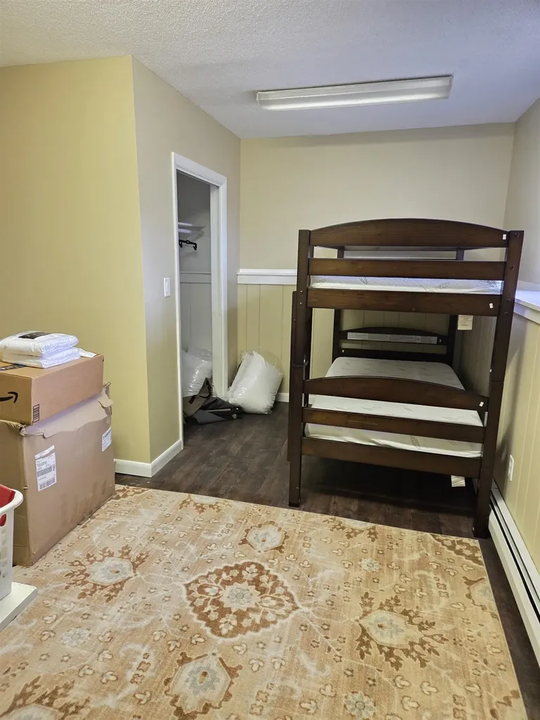 15 Broomstick Lane Campton NH 03223