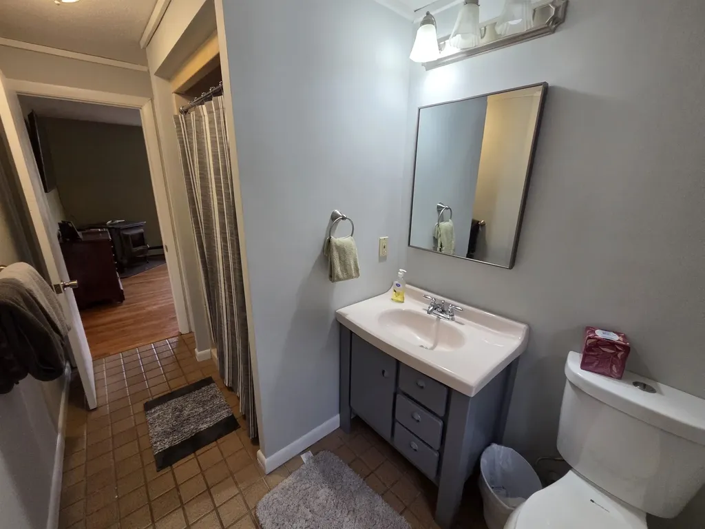 15 Broomstick Lane Campton NH 03223