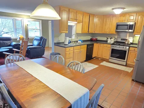 15 Broomstick Lane Campton NH 03223