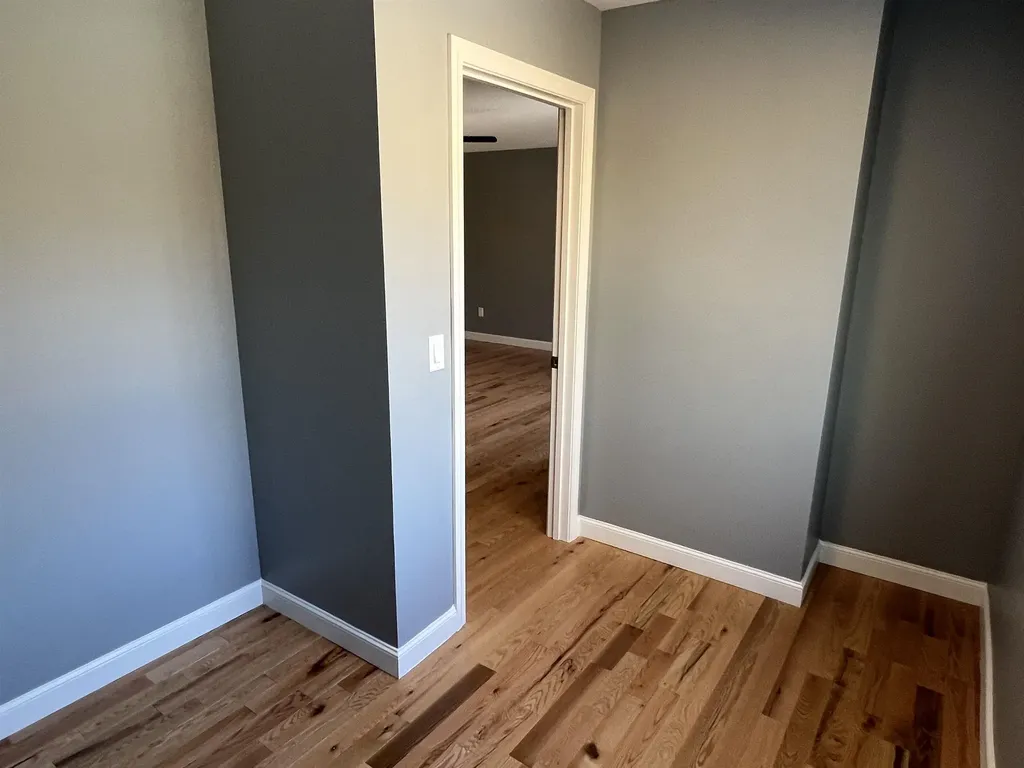 47 Long Hill Road Raymond NH 03077