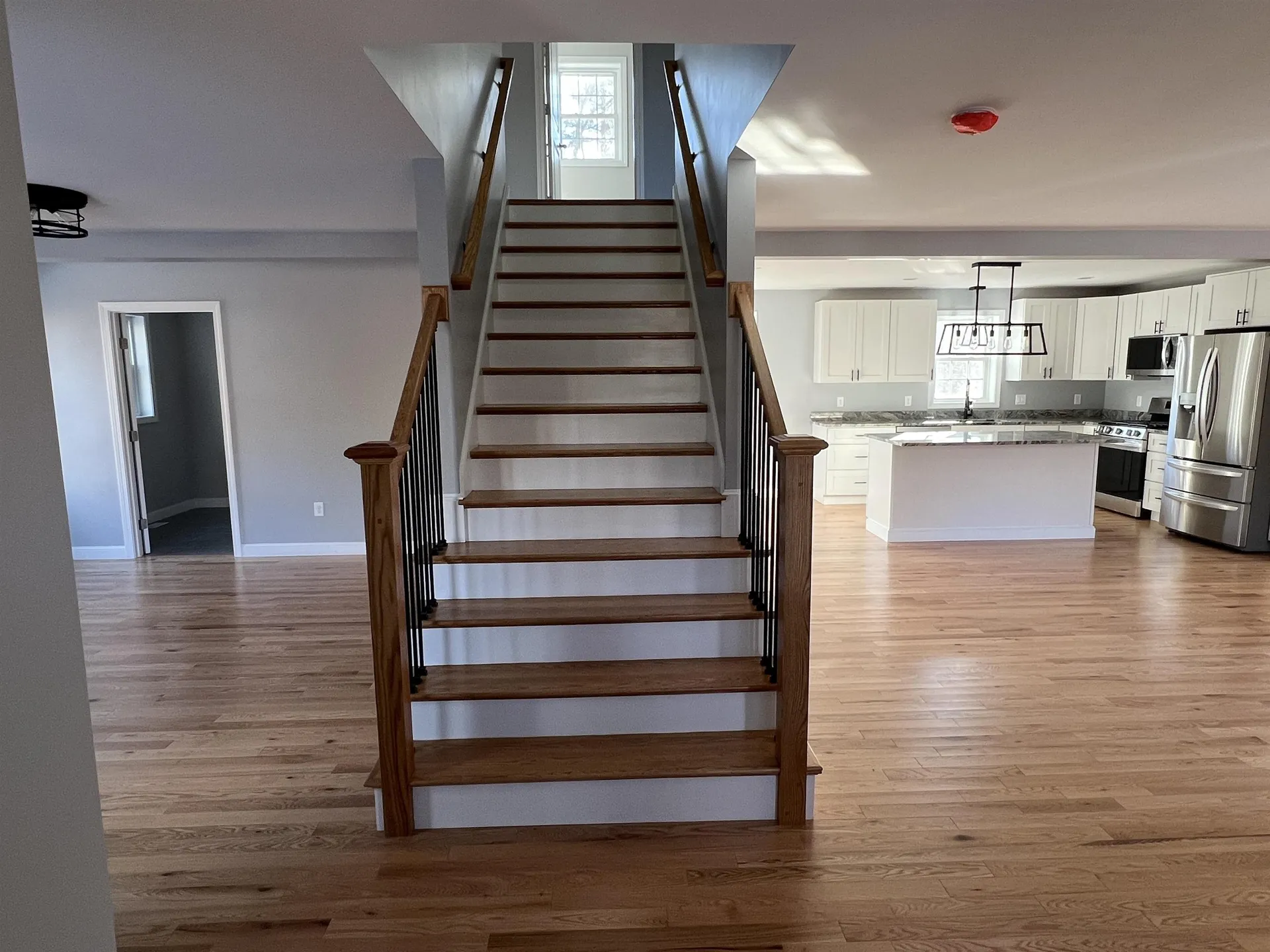 47 Long Hill Road Raymond NH 03077