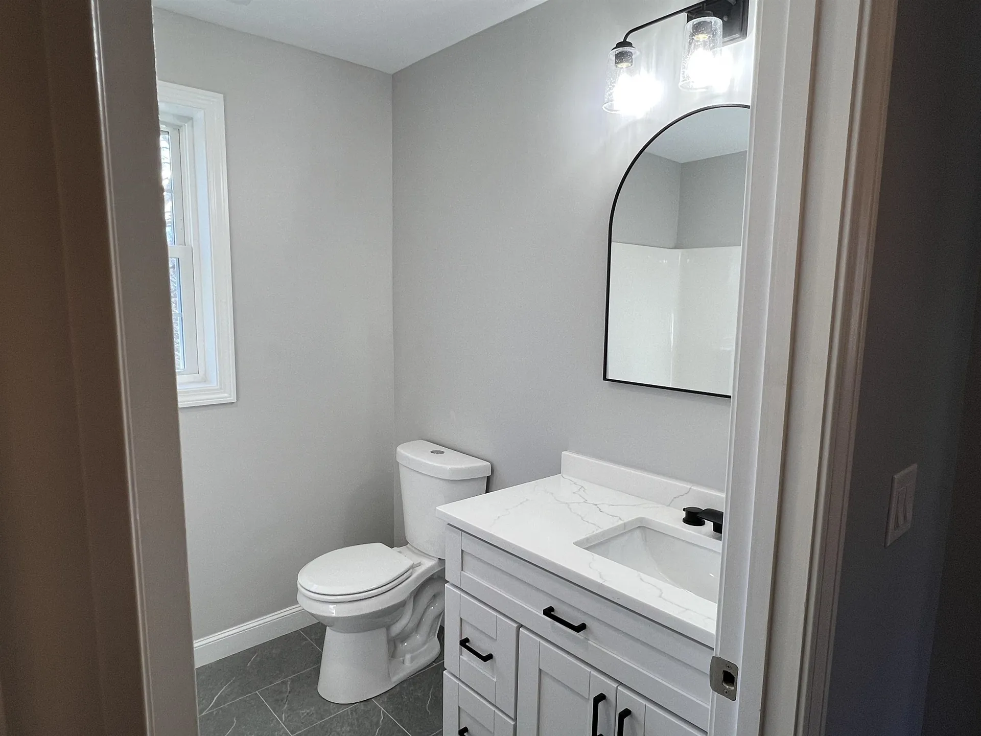 47 Long Hill Road Raymond NH 03077