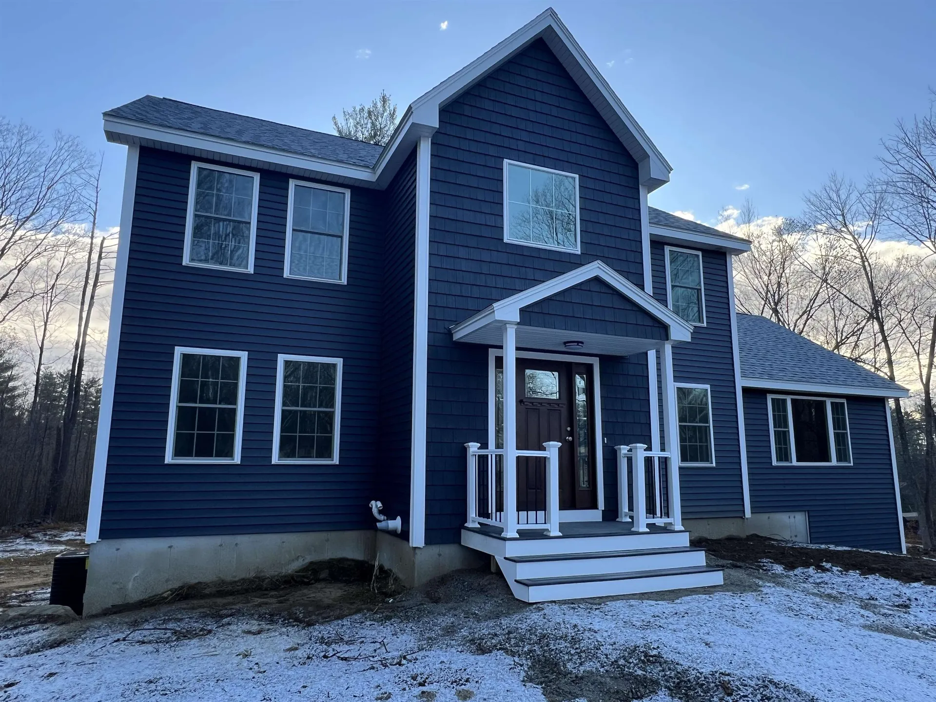 47 Long Hill Road Raymond NH 03077