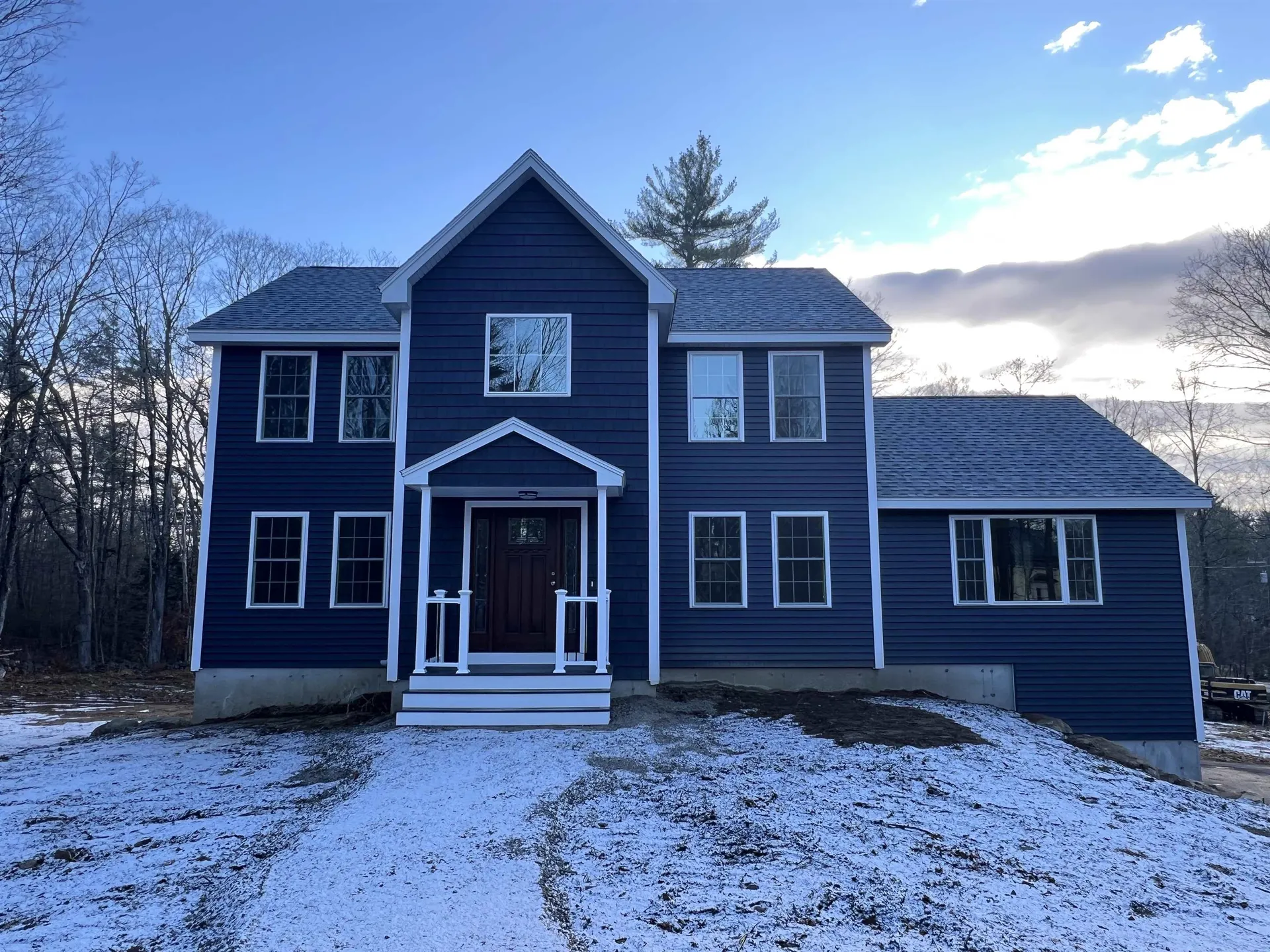 47 Long Hill Road Raymond NH 03077