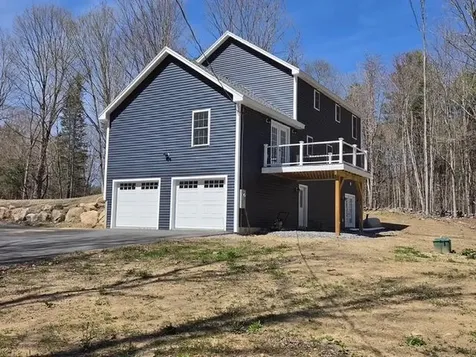47 Long Hill Road Raymond NH 03077