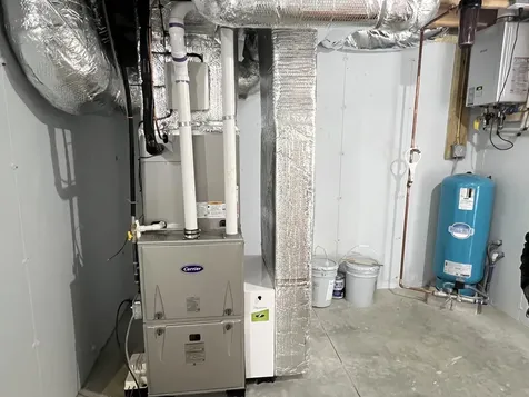 47 Long Hill Road Raymond NH 03077