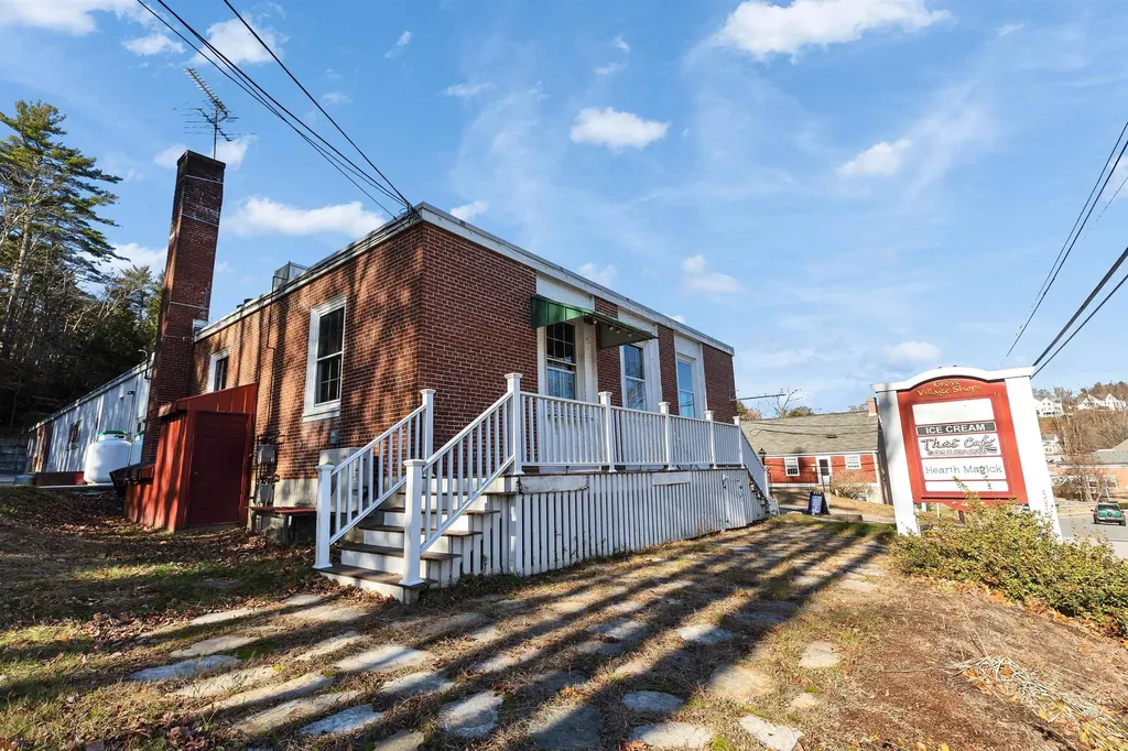 43 Grove Street Peterborough NH 03458