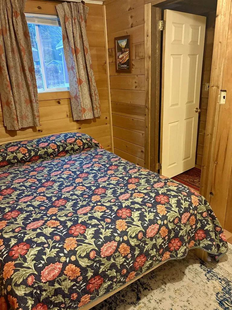 11 Red Sleigh Road Campton NH 03223