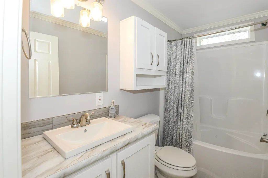 1440 East Conway Road Conway NH 03813