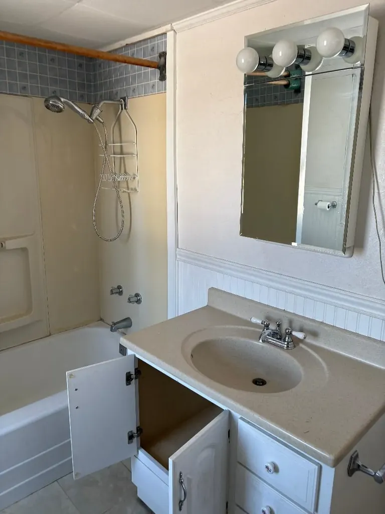 21 Concord Hill Road Pittsfield NH 03263