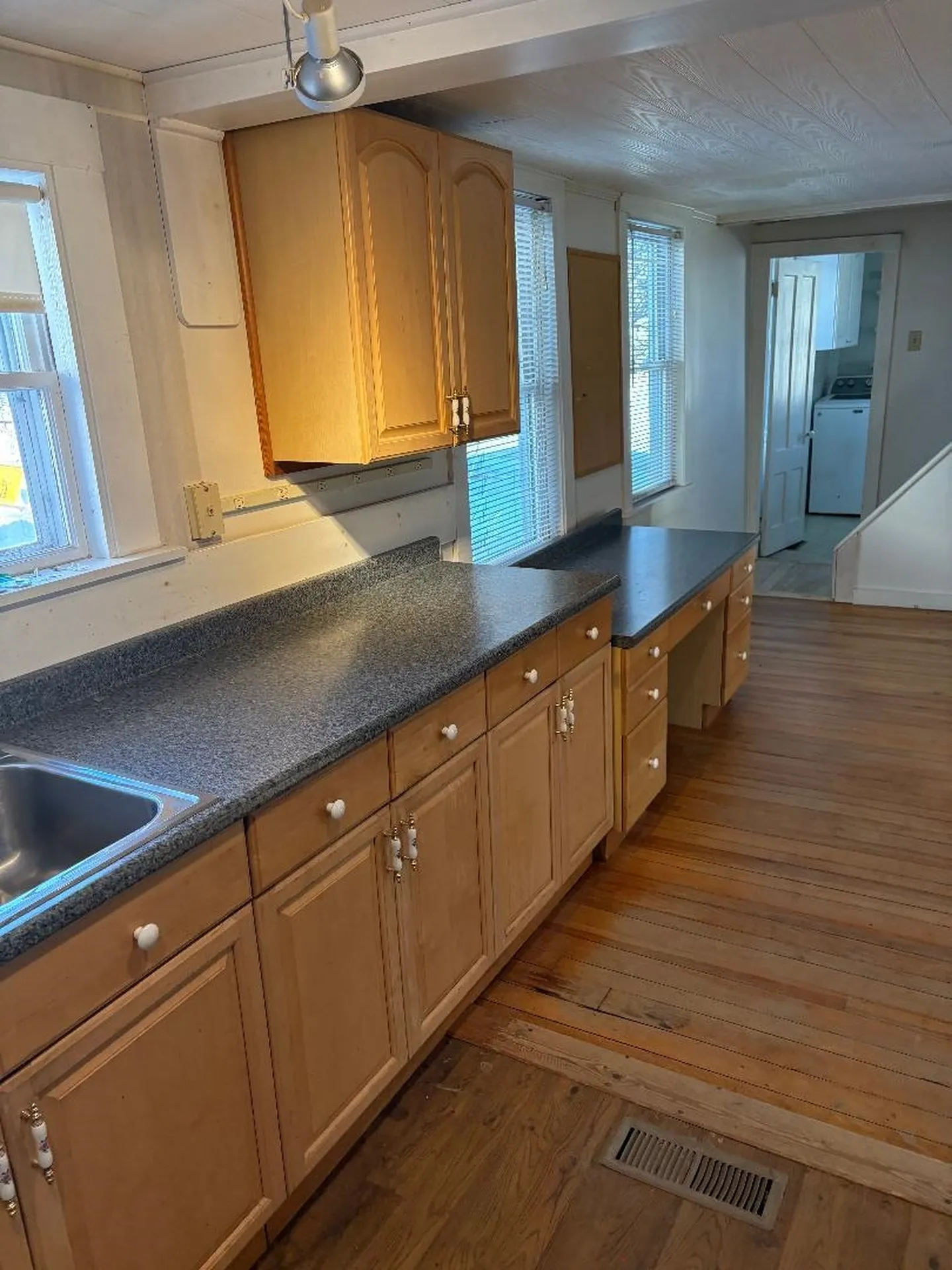 21 Concord Hill Road Pittsfield NH 03263