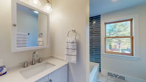 4 Woodbridge Lane Middlebury VT 05753