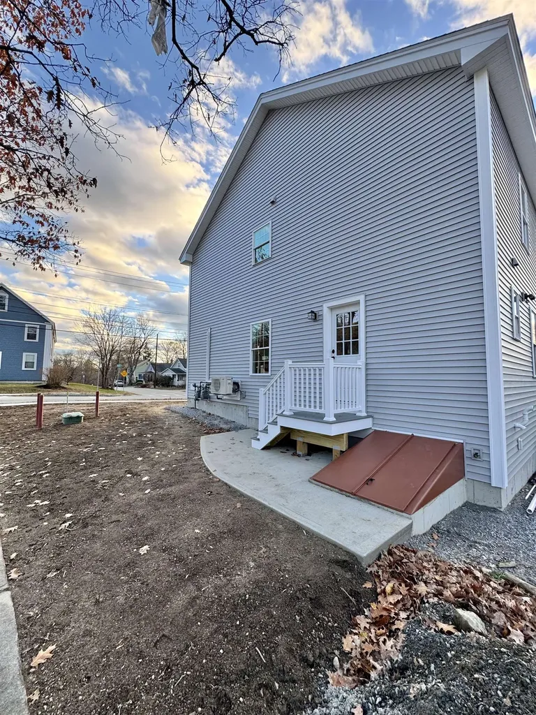 193 South Lincoln Street Keene NH 03431