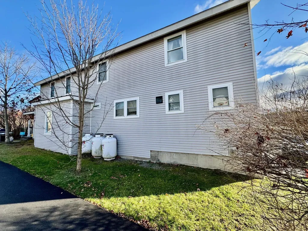 20 Summer Street Lebanon NH 03766