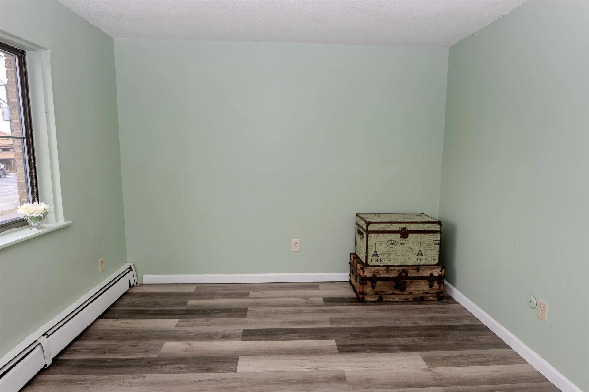 126 Mammoth Road Hooksett NH 03106