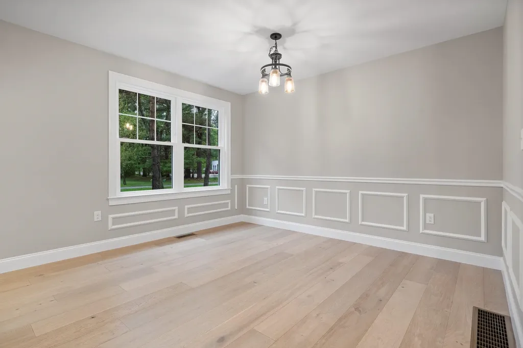 214 Pembroke Street Pembroke NH 03275