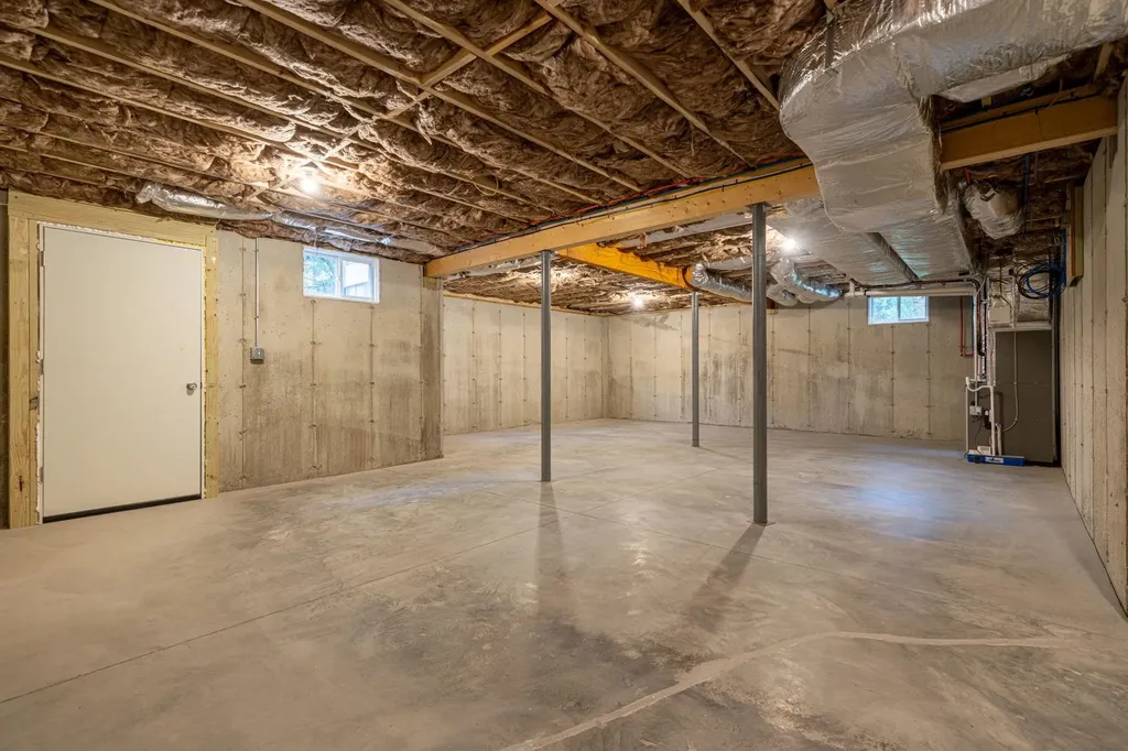 214 Pembroke Street Pembroke NH 03275