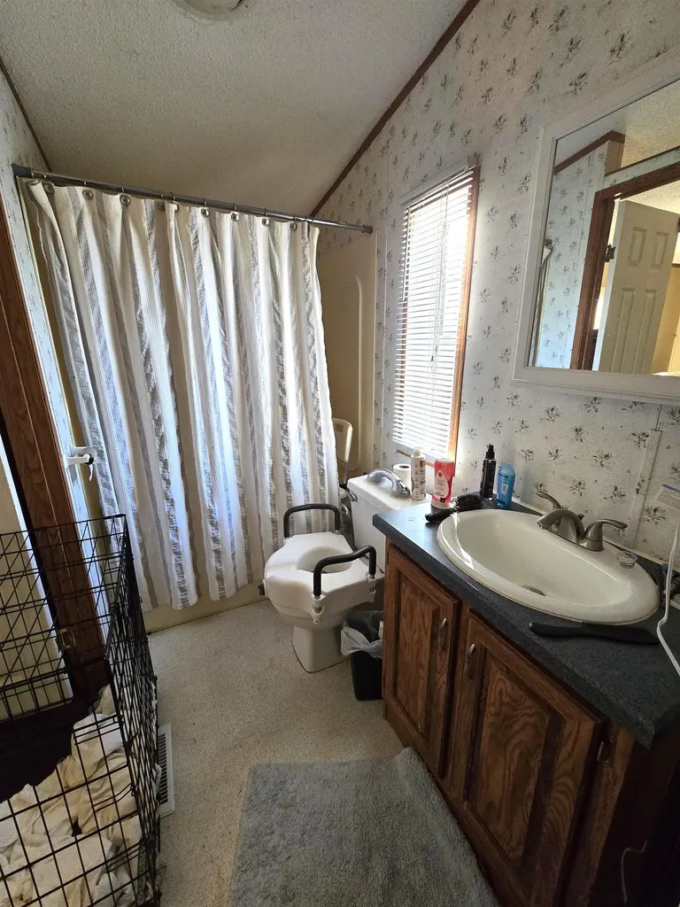 108 Baker Drive Bennington VT 01237