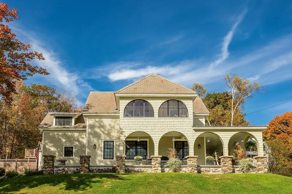 14 Gill Terrace Ludlow VT 05149